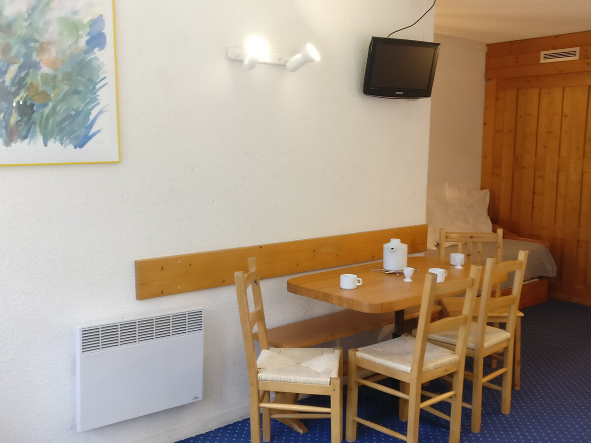 Studio cabine 4 pers aux Arcs 1800 : balcon, pied des pistes - Photo 4