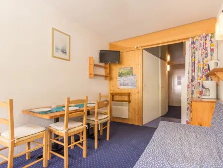 Studio 4 pers. aux pieds des pistes, balcon sud aux Arcs : photo 5