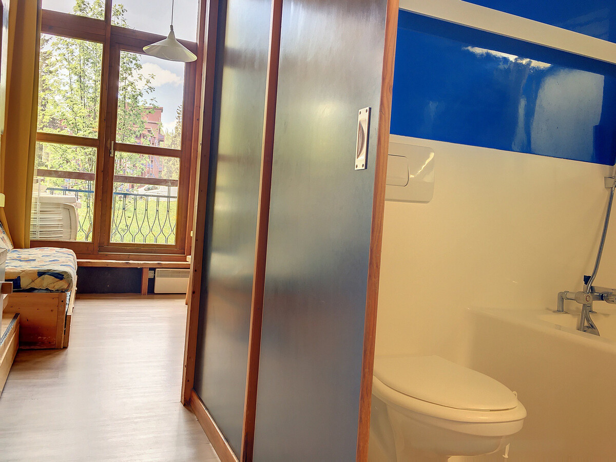 Studio mezzanine 28m² balcon sud-ouest, retour skis aux pieds - Photo 5