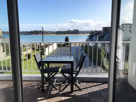 Location appartement à Trégastel, Appartement VUE MER avec balcon, WIFI et parking à Trégastel
