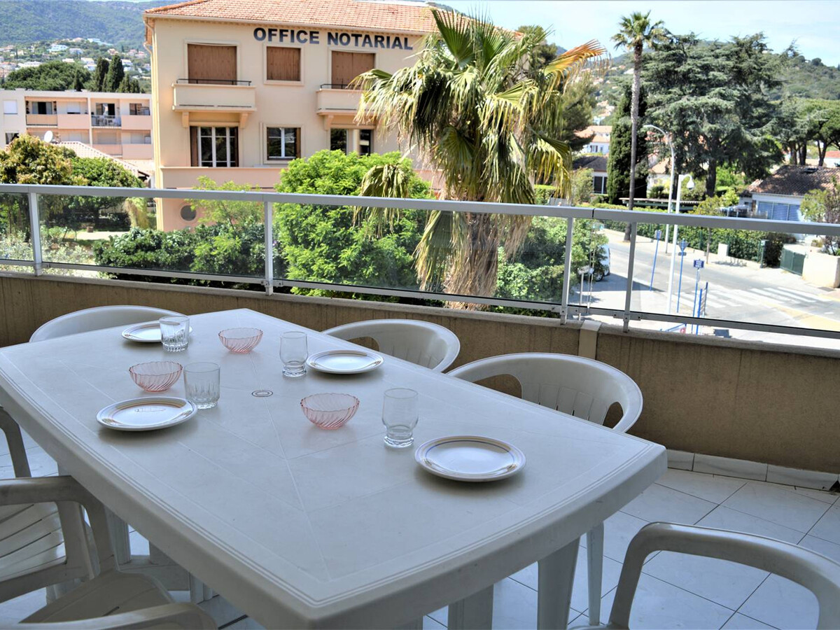 T2 centre Cavalaire avec terrasse, garage et ascenseur - Photo 14