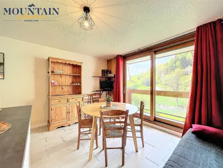 Studio 31m² skis aux pieds, balcon sud vue pistes : photo 5