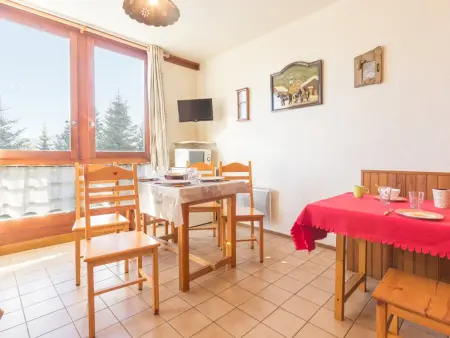 Location appartement à Le Corbier, Studio confort pour 4 avec accès piscine