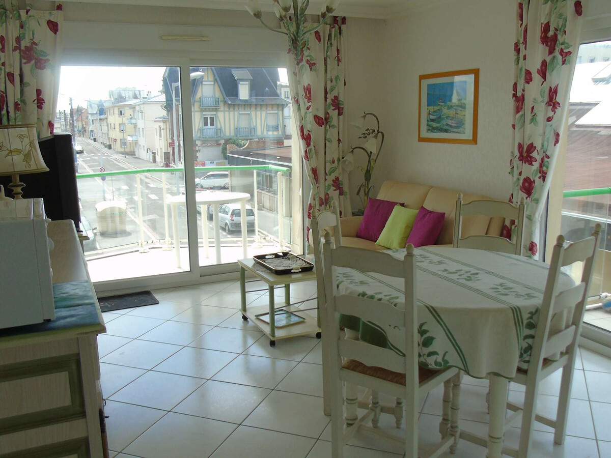 Appartement 2 chambres avec balcon près de la plage - Photo 1