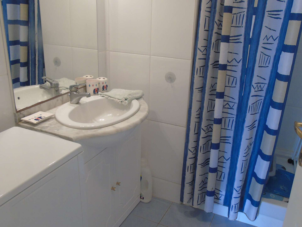Appartement 2 chambres avec balcon près de la plage - Photo 4