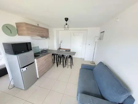Location appartement à Berck Plage, Studio cabine à Berck-Plage avec parking privé, wifi inclus, non-fumeur