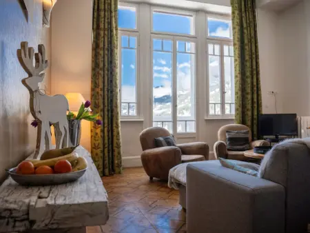 Location appartement à Jausiers, Appartement spacieux pour 10 pers. avec piscine intérieure, sauna et WiFi