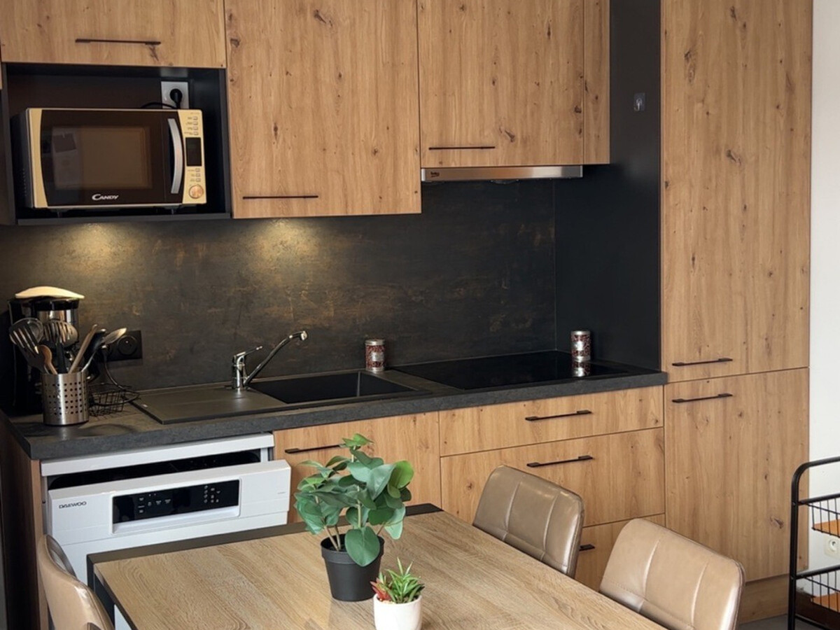 Studio 27 m² rénové, piscine et sauna à Jausiers - Photo 2