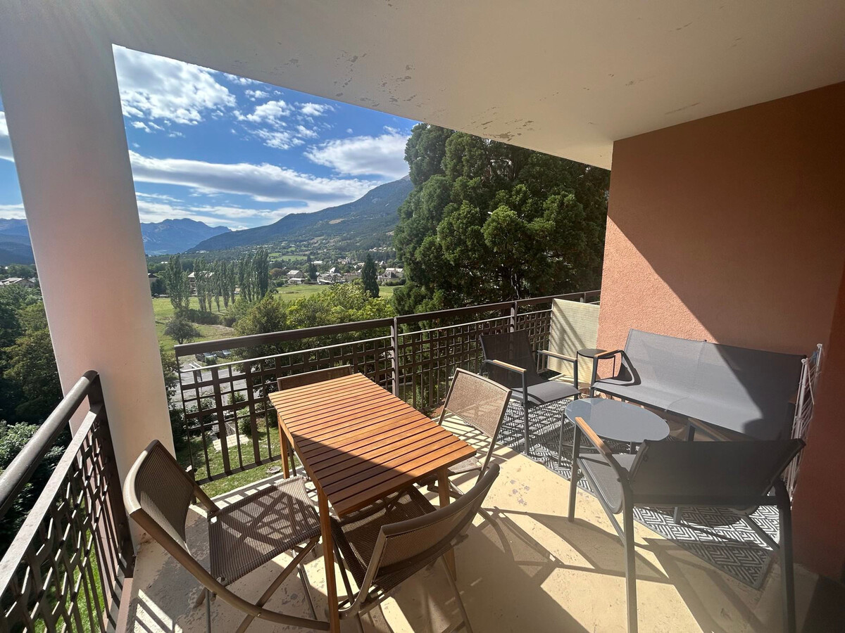 Studio 27 m² rénové, piscine et sauna à Jausiers - Photo 5