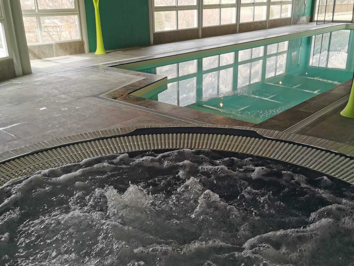 Studio 27 m² rénové, piscine et sauna à Jausiers - Photo 11
