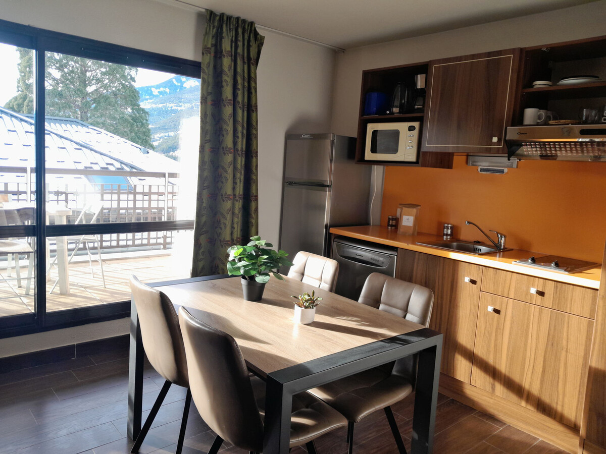 Studio 27 m² avec terrasse sud et accès piscine à Jausiers - Photo 2