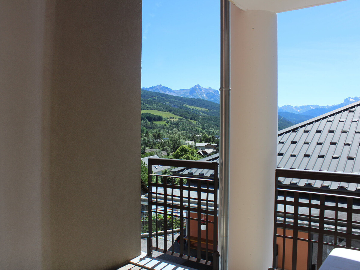 Studio 27 m² avec terrasse sud et accès piscine à Jausiers - Photo 5