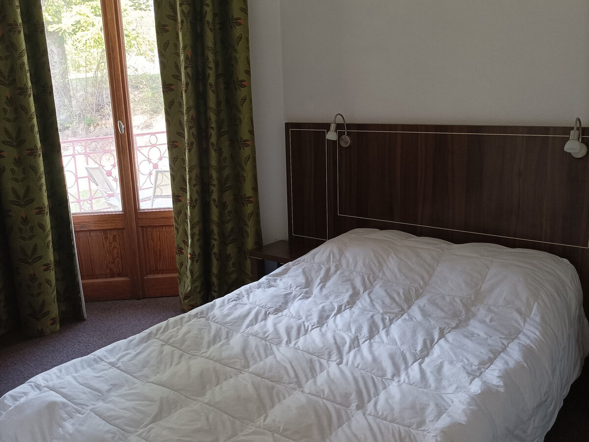 Appartement T3 au château avec piscine et hammam - Photo 7