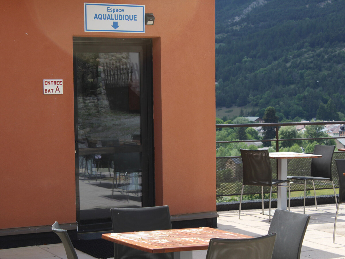 Studio 27m² Jausiers, terrasse sud et accès piscine - Photo 13