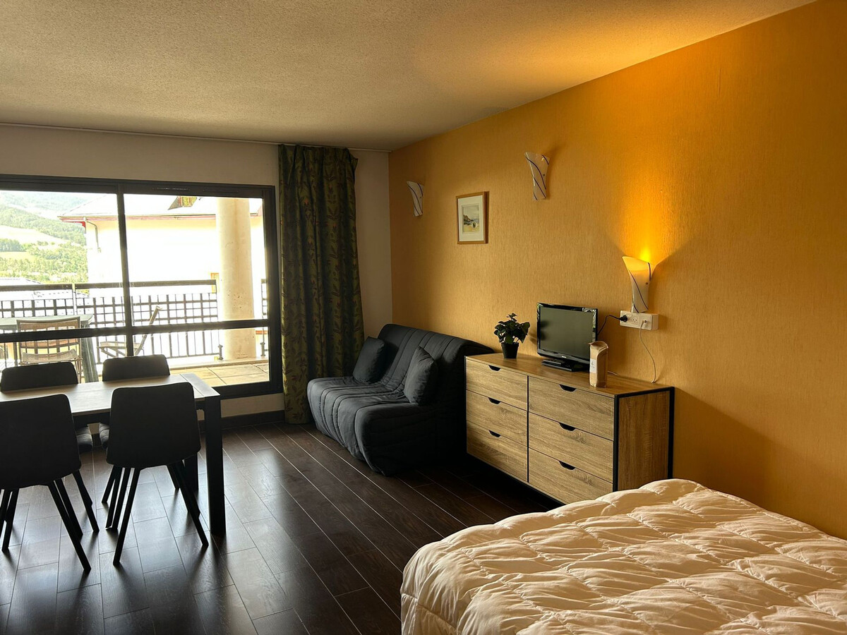 Studio 27 m² terrasse sud, accès spa et piscine - Photo 2