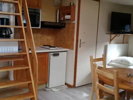 Duplex 1 pièce 44m² au centre de Saint-Jean-d'Aulps - Photo 3