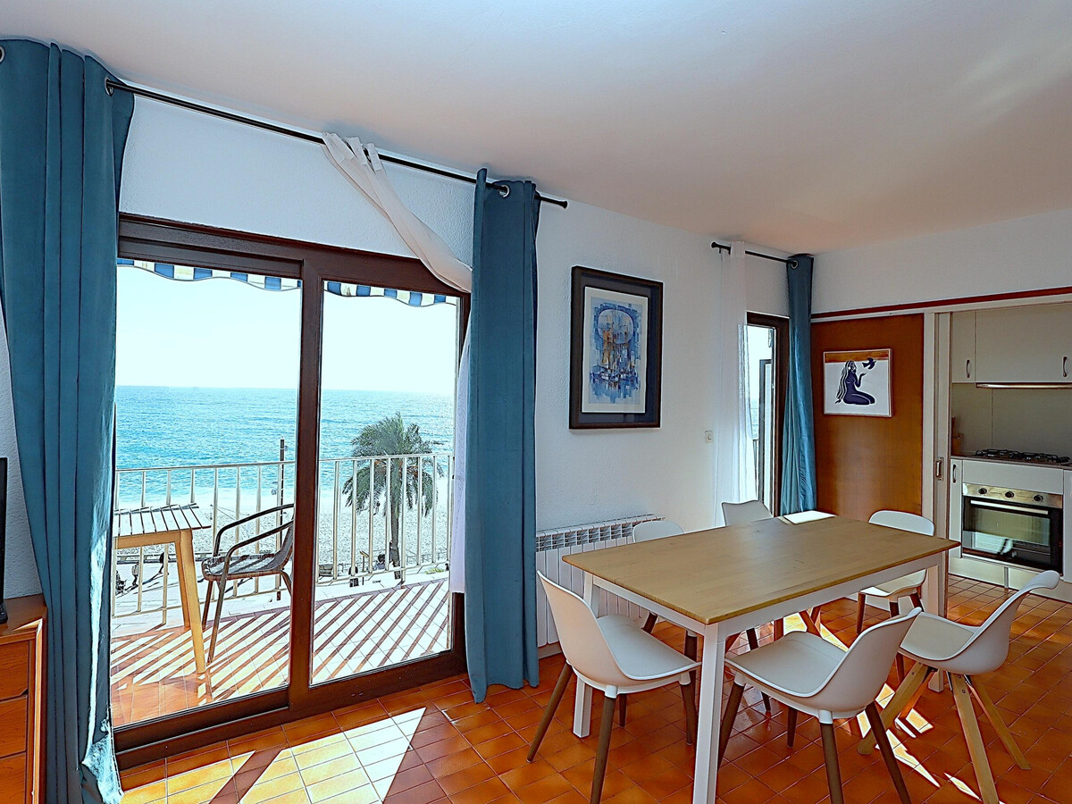 Appartement Zodiac, 30 m de la plage, centre Lloret de Mar - Photo 3