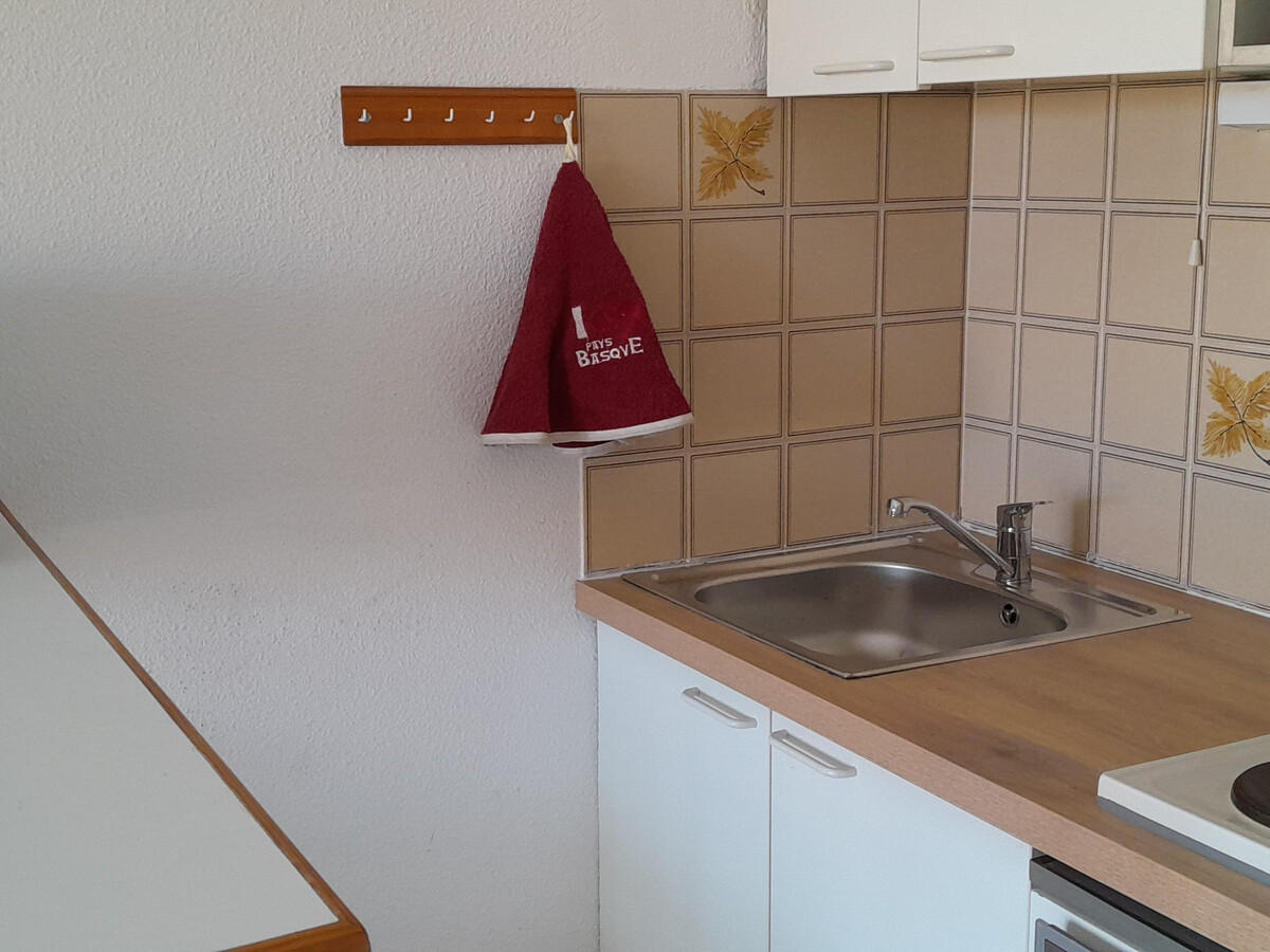Studio cabine 4 pers. face au port, piscine et tennis - Photo 17