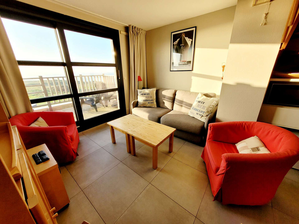 Duplex lumineux 30m² vue mer, balcon, parking - Photo 2