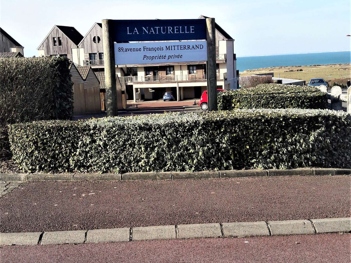 Duplex lumineux 30m² vue mer, balcon, parking - Photo 11