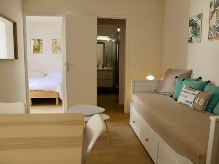Location appartement à Seignosse, Appartement T2 Rénové à 2 min de la Plage, Centre Seignosse, Tout à Pied, Draps et Ménage Inclus