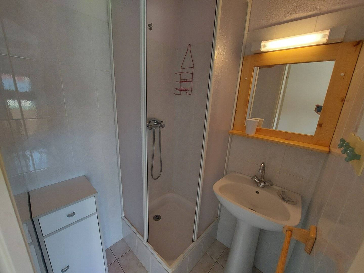 Studio cabine 4 pers à Marseillan-Plage, parking et piscine - Photo 9