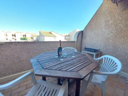 Location appartement à Marseillan Plage, Studio cabine 4 pers, parking privé et piscine