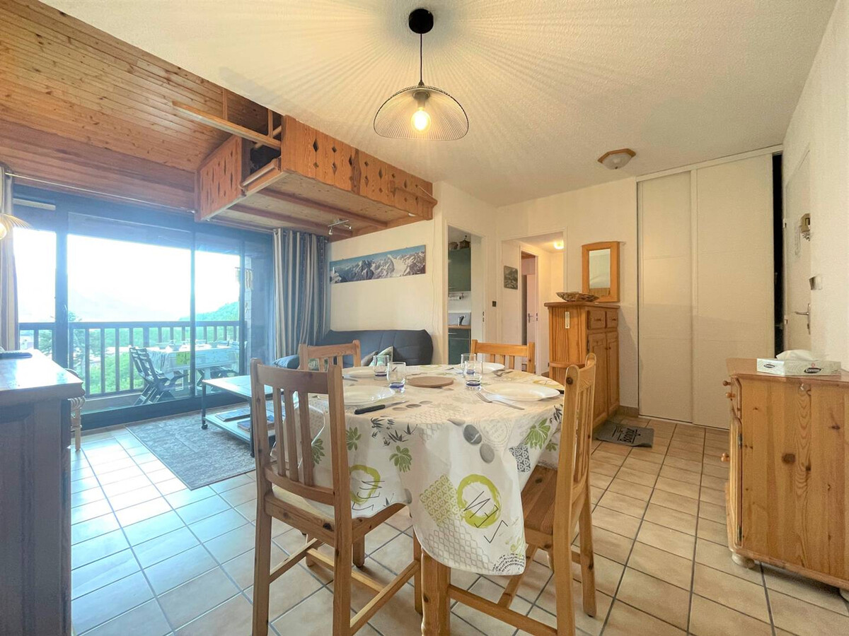 T2 balcon sud au cœur de Briançon, près télécabine - Photo 8