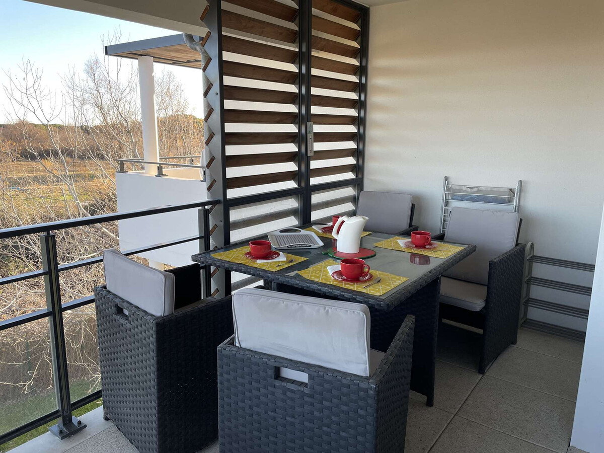 Studio cabine neuf 4 couchages, terrasse et parking au Grau-du-Roi - Photo 2