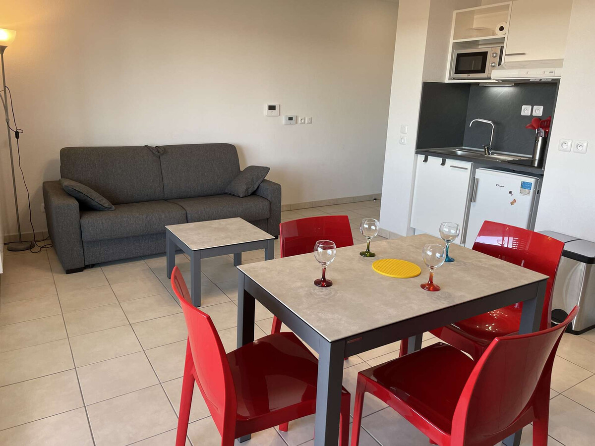 Studio cabine neuf 4 couchages, terrasse et parking au Grau-du-Roi - Photo 5
