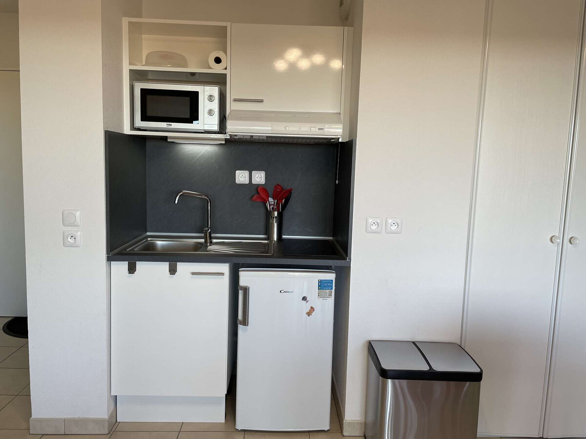 Studio cabine neuf 4 couchages, terrasse et parking au Grau-du-Roi - Photo 7