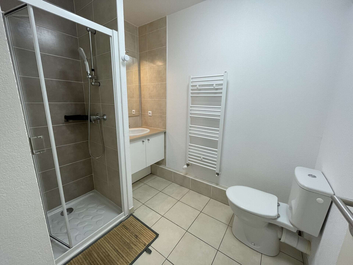 Studio cabine neuf 4 couchages, terrasse et parking au Grau-du-Roi - Photo 15