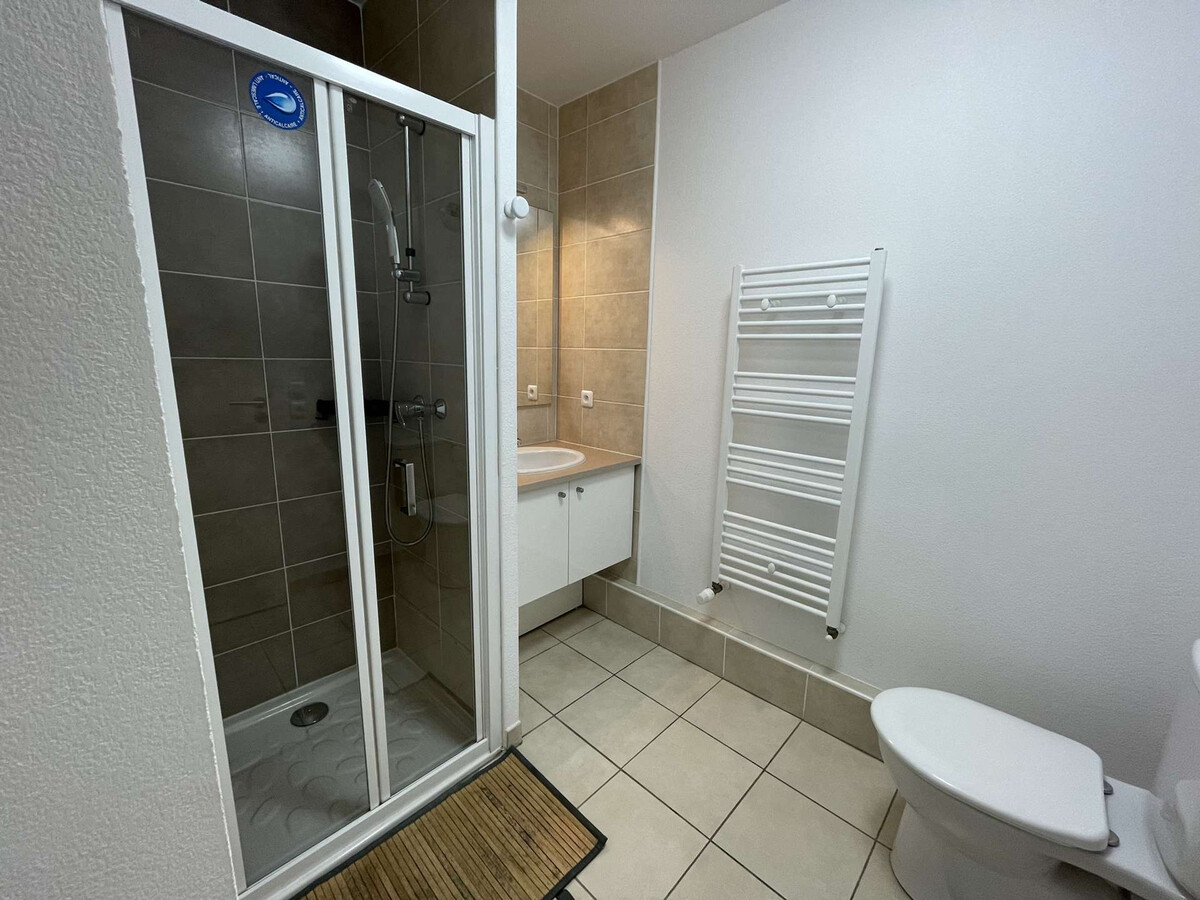 Studio cabine neuf 4 couchages, terrasse et parking au Grau-du-Roi - Photo 18