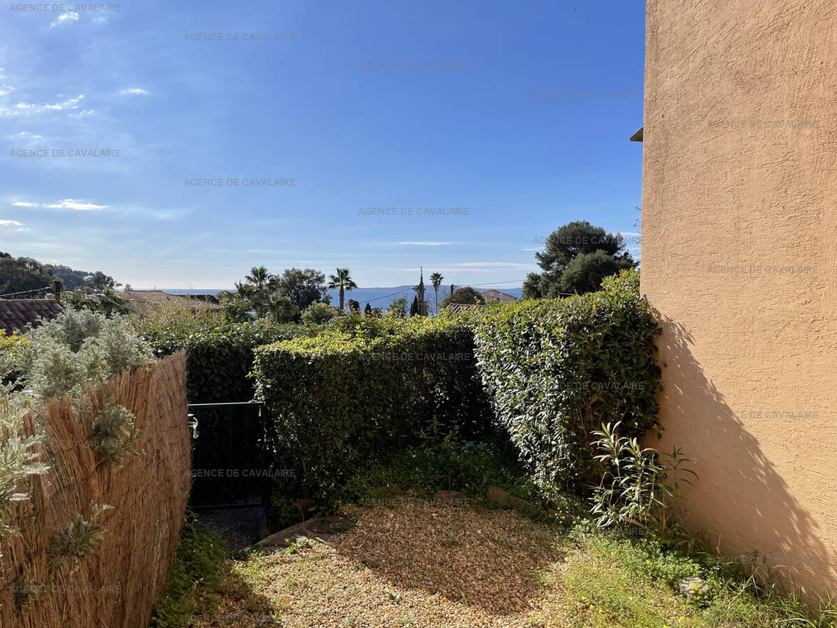 T2 rez-de-jardin avec vue mer et terrasse à Rayol-Canadel - Photo 4