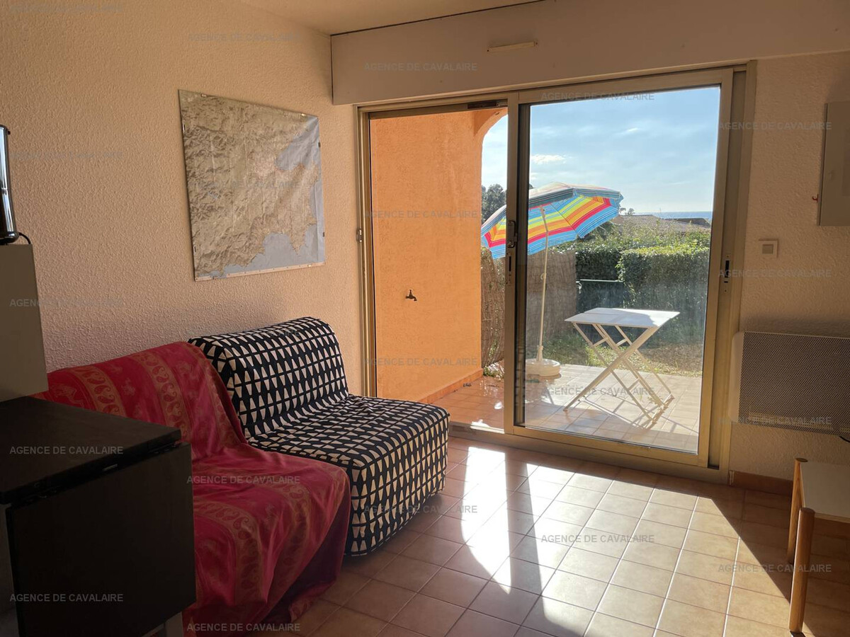 T2 rez-de-jardin avec vue mer et terrasse à Rayol-Canadel - Photo 5