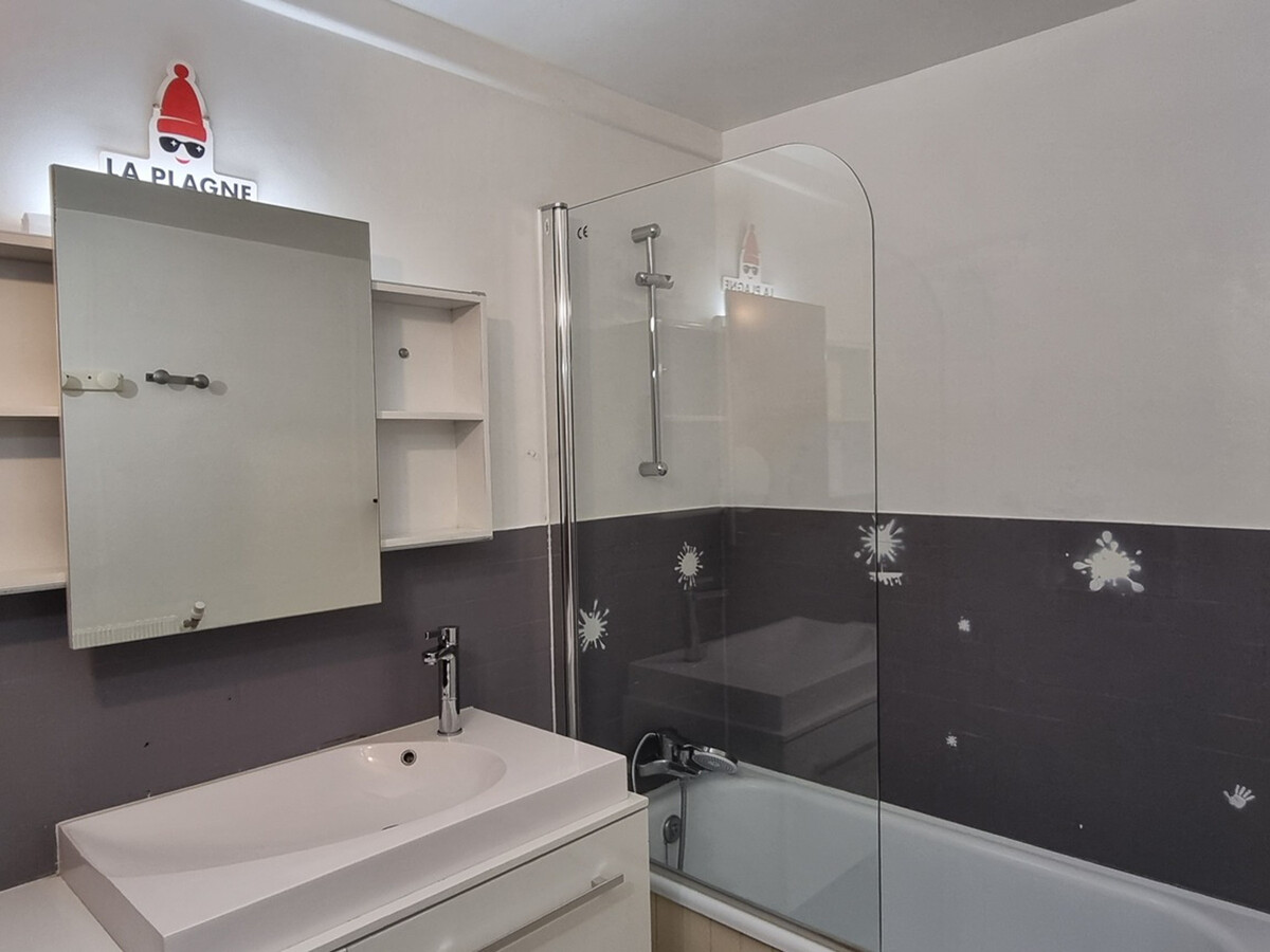 Studio divisible 30m² ski aux pieds, balcon sud - Photo 8