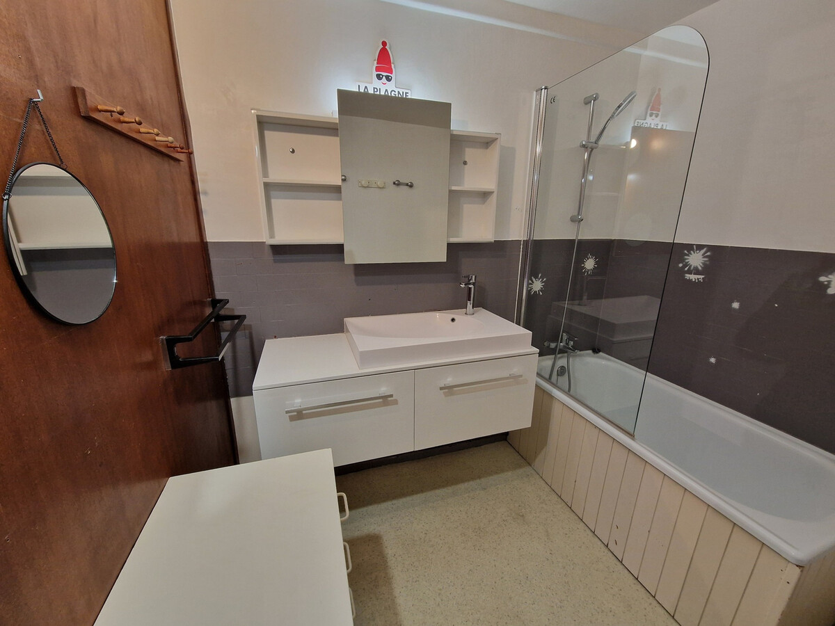 Studio divisible 30m² ski aux pieds, balcon sud - Photo 9
