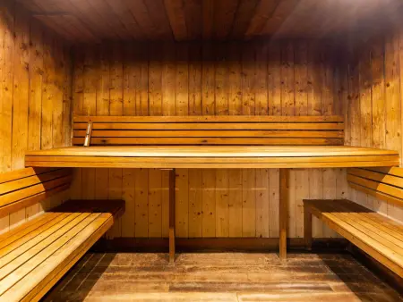 Appartement 6 pers. centre Saint-Lary avec piscine : photo 13