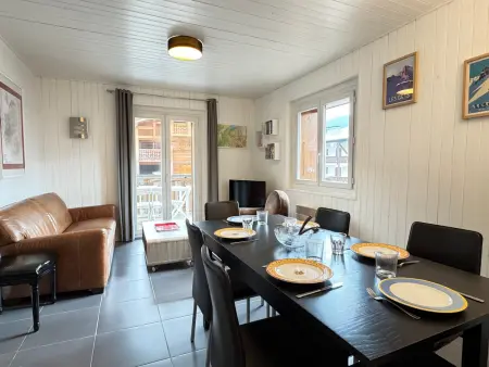 Location appartement à Les Gets, Appartement en Centre-Ville des Gets, 6 Pers, Proche Pistes, Terrasse Ensoleillée