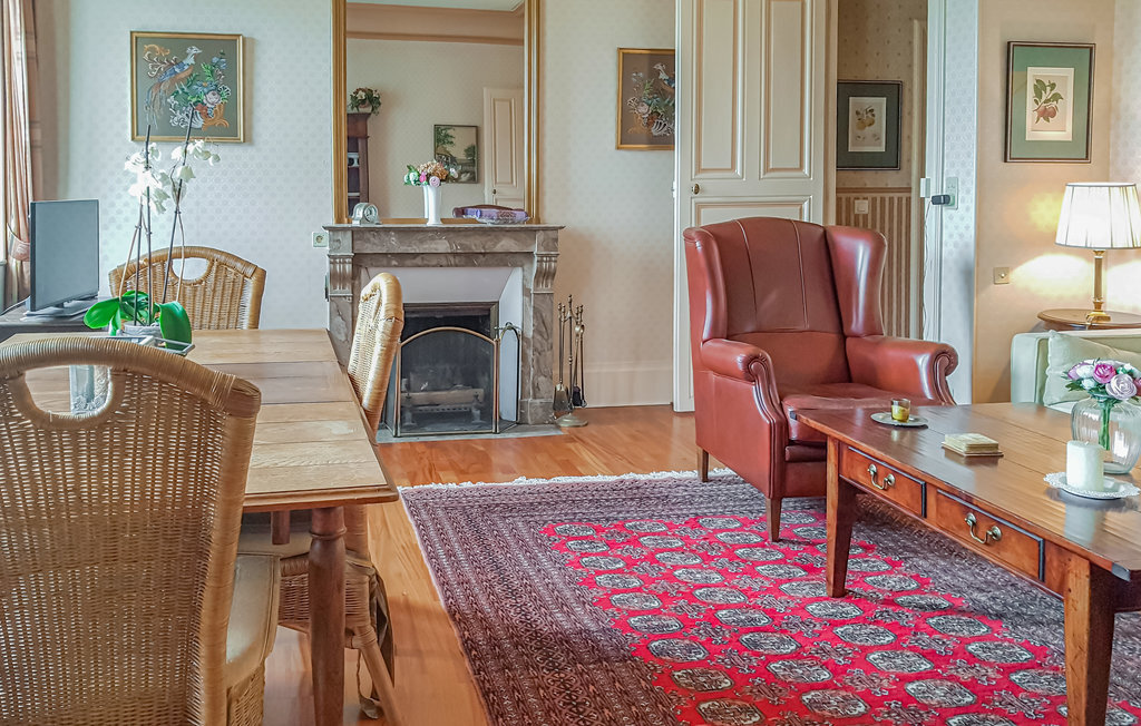 Appartement dans château avec piscine à Ocquerre - Photo 10