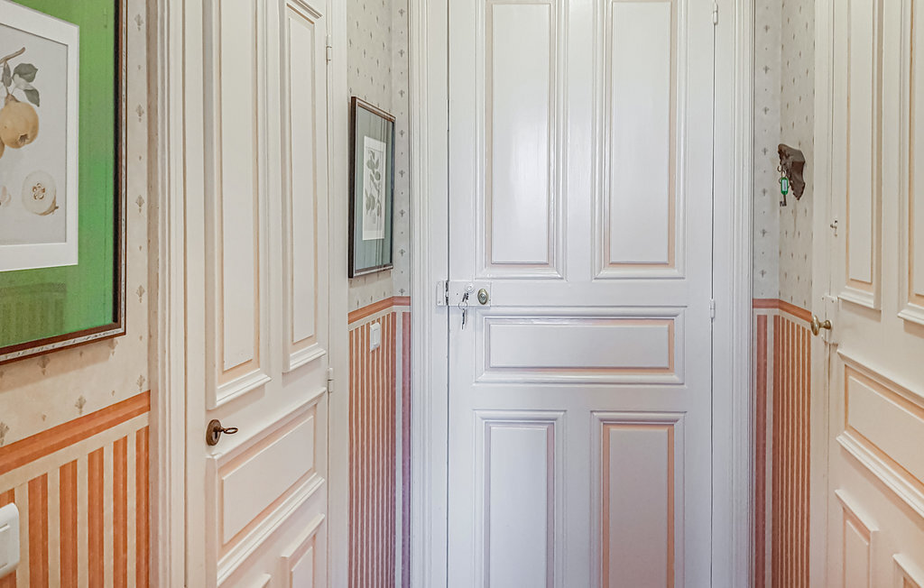 Appartement dans château avec piscine à Ocquerre - Photo 15