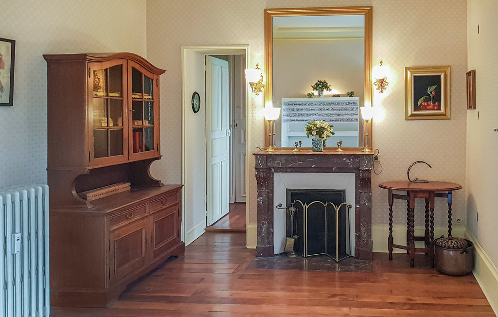Appartement dans château avec piscine à Ocquerre - Photo 18