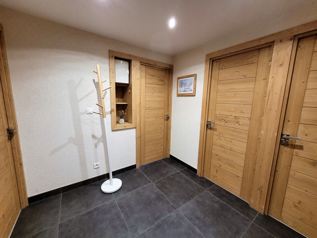 Appartement 80 m² rénové, balcon Sud-Ouest aux Gets - Photo 8