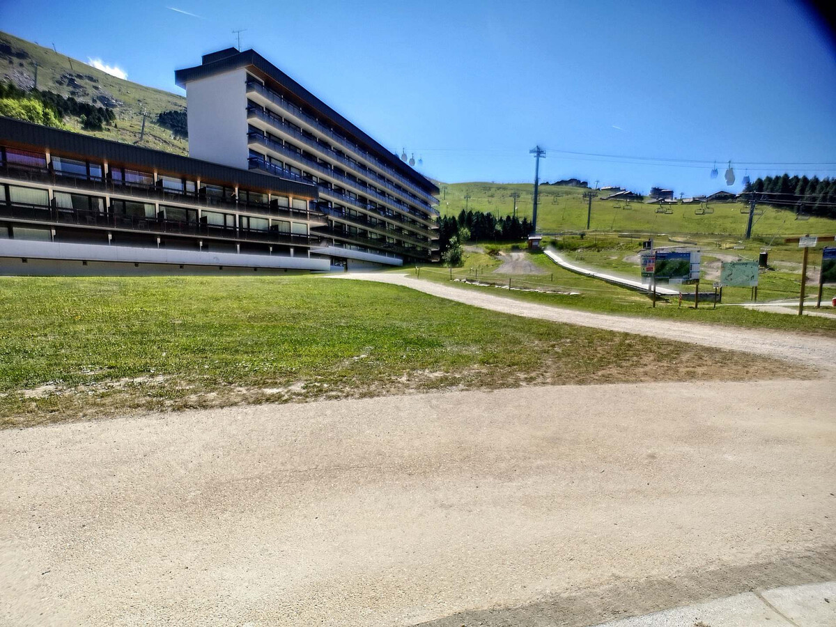 Studio 22 m² rénové 4 pers. aux pieds des pistes - Photo 18