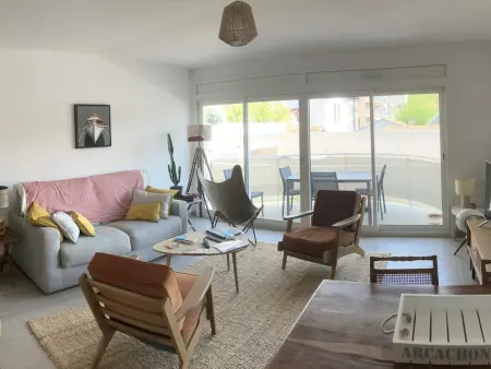 Location appartement à Arcachon, T3 en centre dArcachon, 2 min plage, 5 min gare, balcon, parking sécurisé, WIFI, ménage inclus