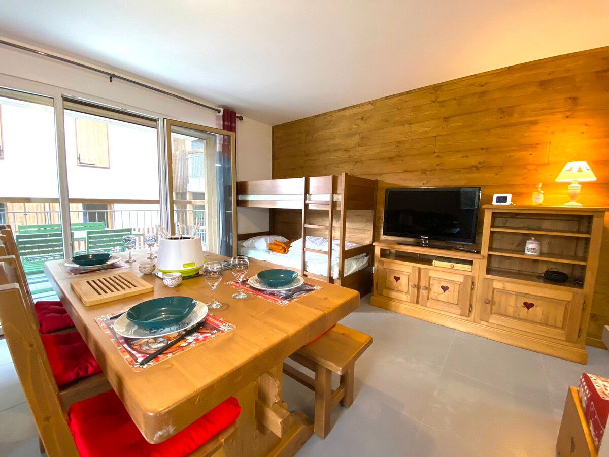 Appartement neuf 46m² avec balcon et navette ski - Photo 4