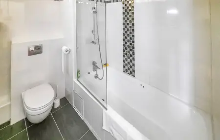 Appartement Batiment Iroise à 150 m de la plage : photo 18
