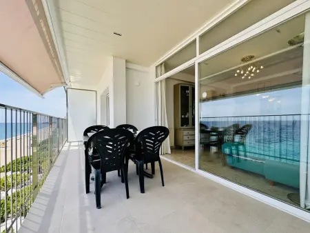 Appartement en Bord de Mer avec Balcon à Platja d'Aro, Costa Brava - Photo 15