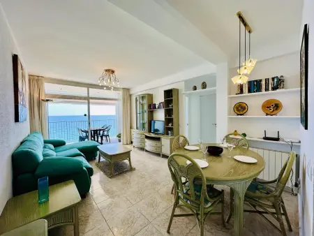 Appartement en Bord de Mer avec Balcon à Platja d'Aro, Costa Brava - Photo 16