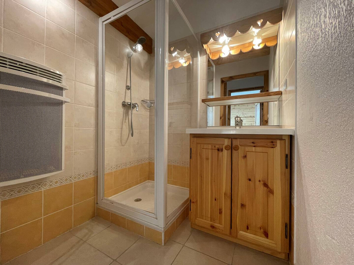 Duplex 74m² vue panoramique montagne - Briançon - Photo 6